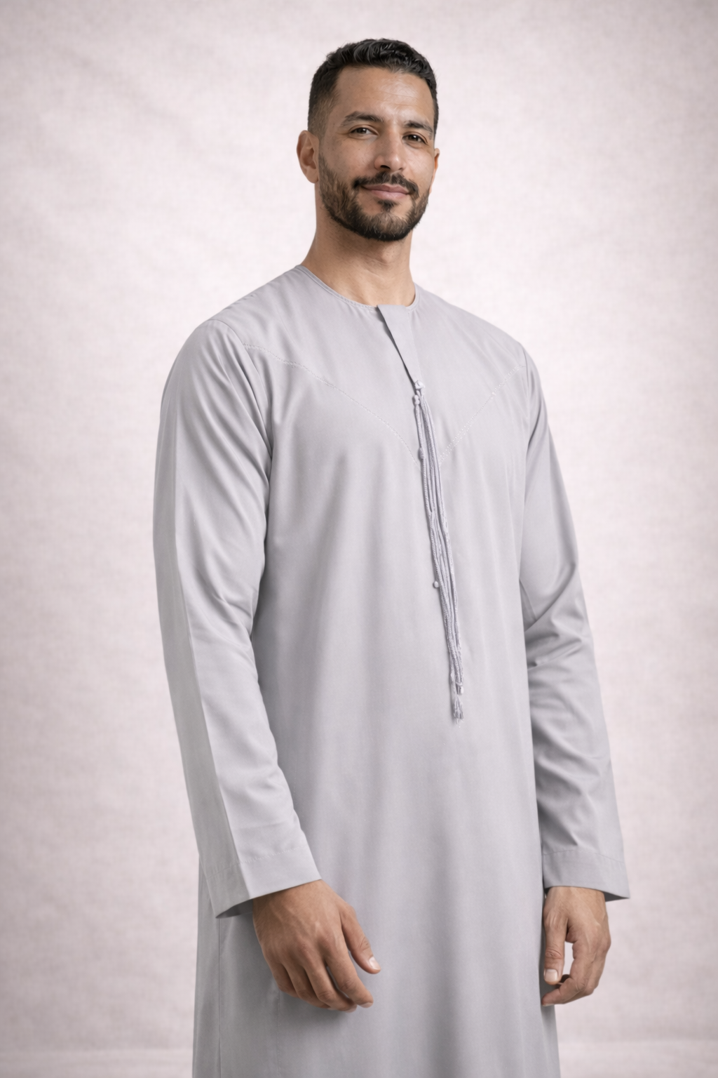 Qamis Emirati Gris